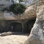Eleni 2*