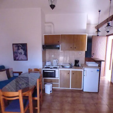 Hotel apartamentowy Eleni 2*