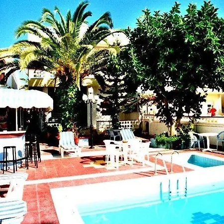 Hotel apartamentowy Eleni