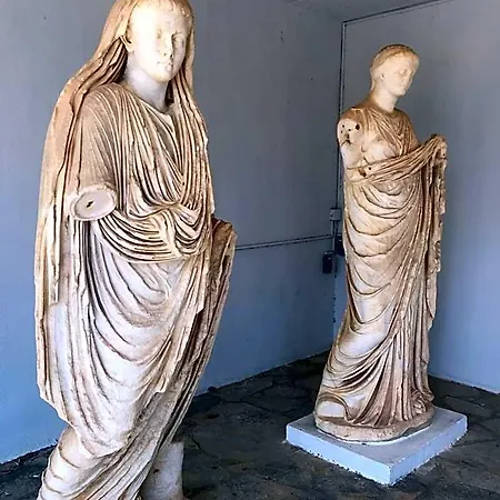 Eleni Hersonissos (Crete)