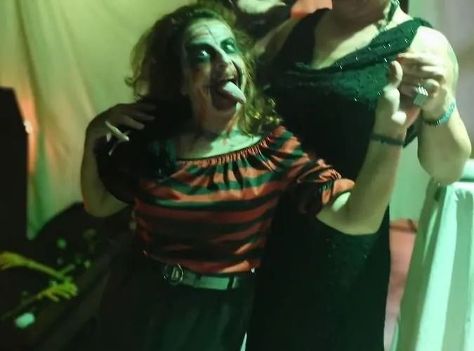 Eleni 2* הרסוניסוס