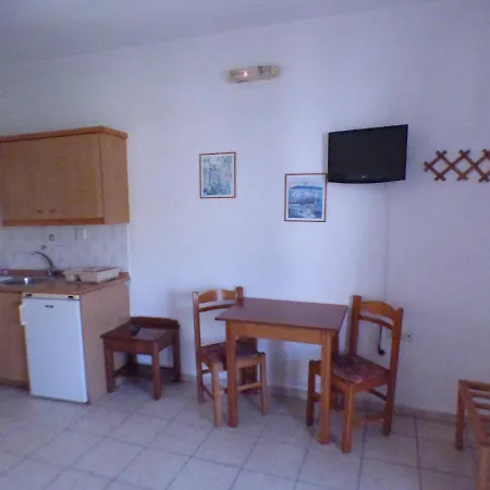 Hotel de apartamente Eleni 2*